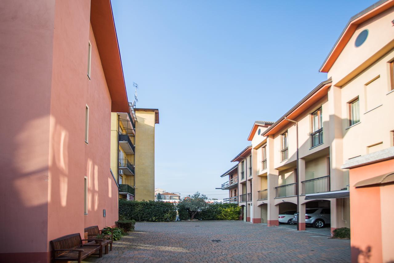 Hotel Fortyfive Chivasso Exterior foto